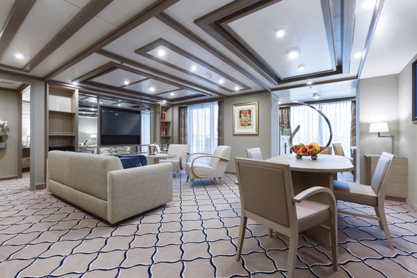 Silversea Cruises Silver Moon Owners Suite ©Silversea Cruises Ltd.
